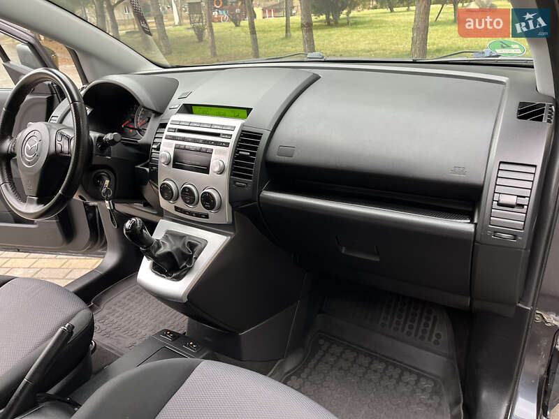 Минивэн Mazda 5 2007 в Дрогобыче
