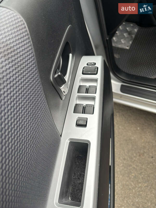 Минивэн Mazda 5 2006 в Одессе