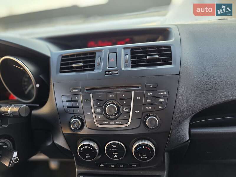 Минивэн Mazda 5 2011 в Луцке