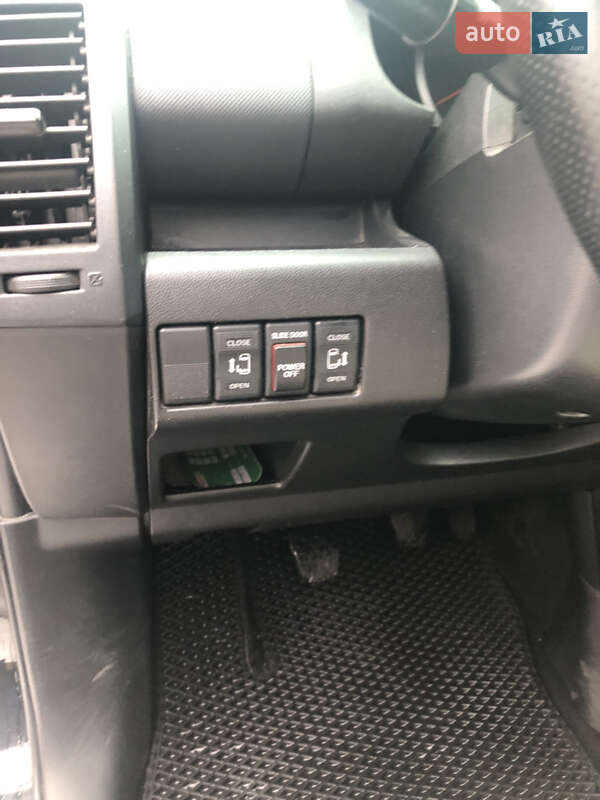 Мінівен Mazda 5 2008 в Березному