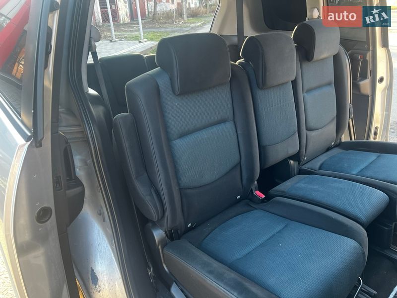 Минивэн Mazda 5 2007 в Тячеве