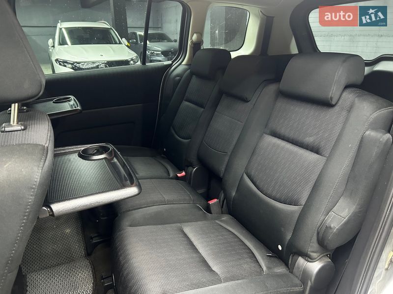 Минивэн Mazda 5 2009 в Черновцах