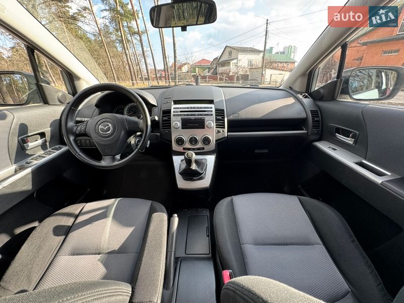 Минивэн Mazda 5 2006 в Киеве