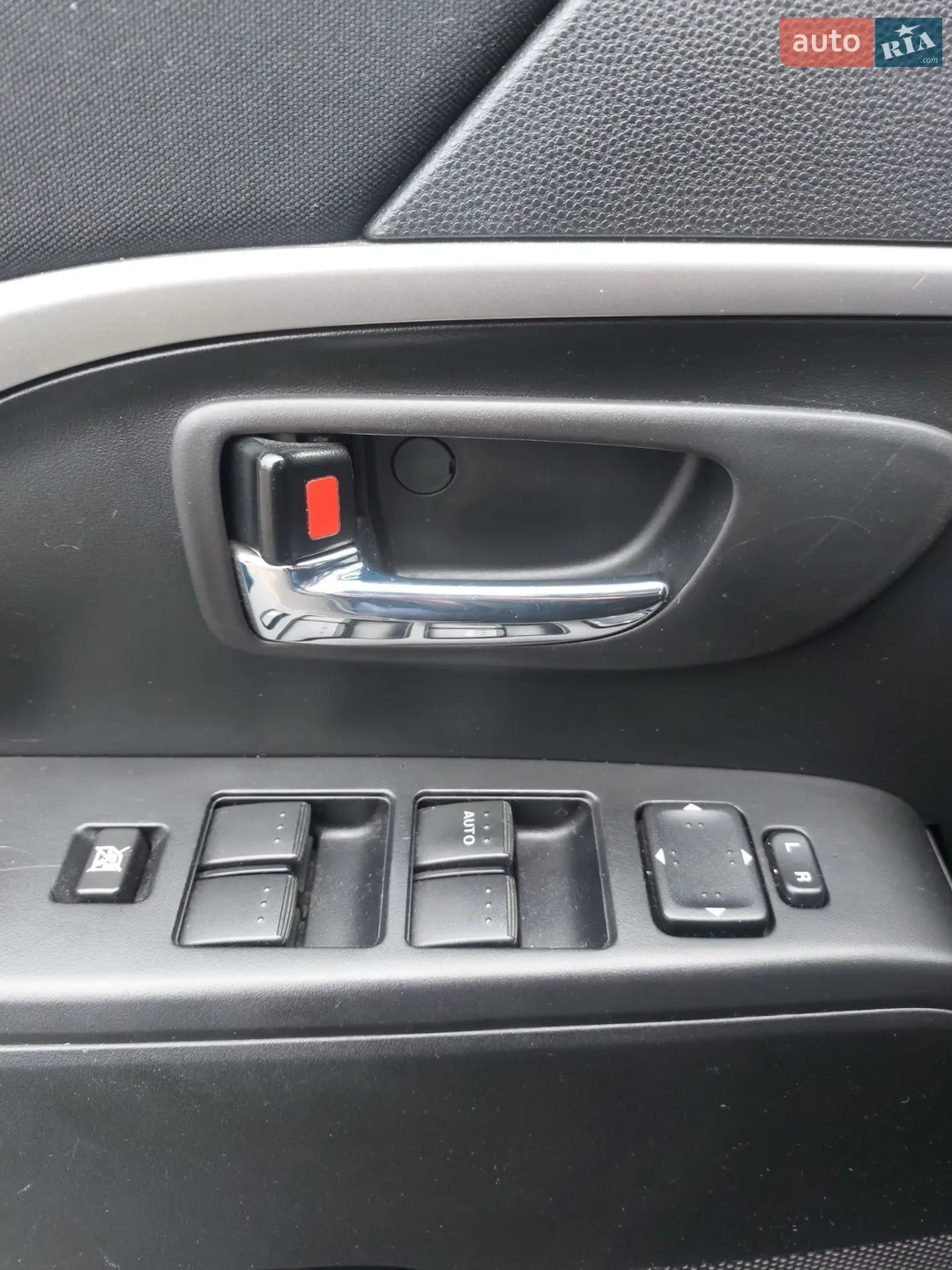 2011 Mazda 5 - мініатюра 6
