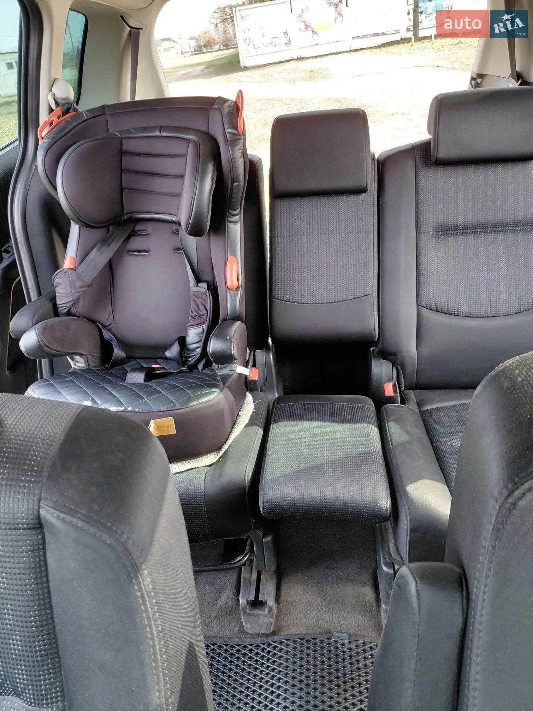 2010 Mazda 5 - мініатюра 29