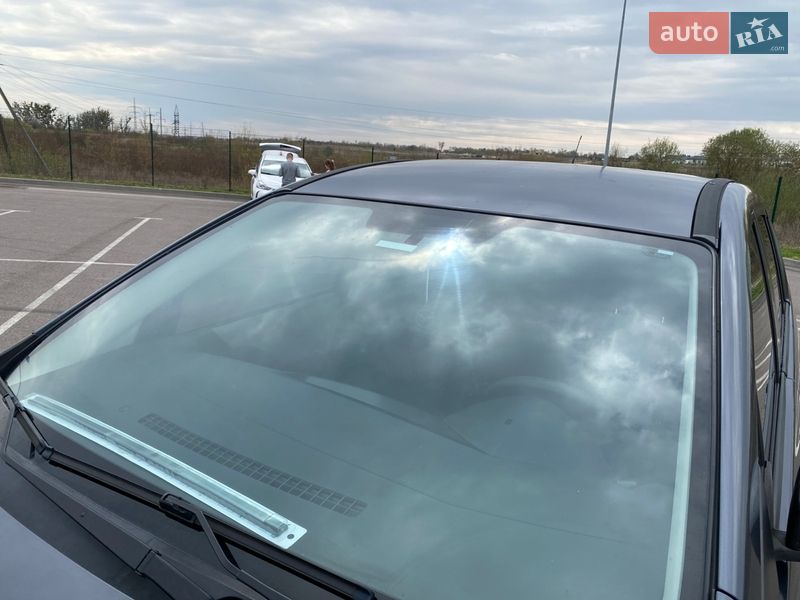 Мінівен Mazda 5 2012 в Рівному