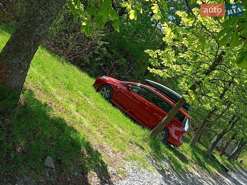 Мінівен Mazda 5 2008 в Львові
