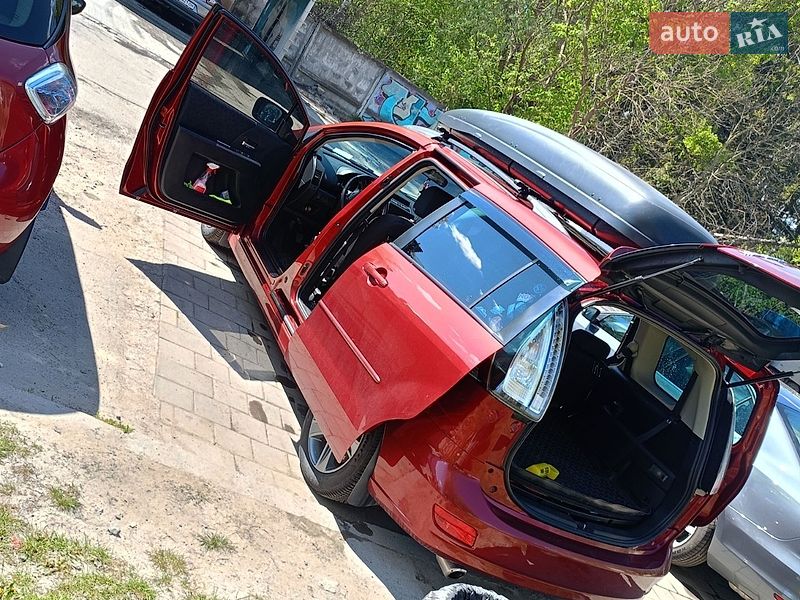 Мінівен Mazda 5 2008 в Львові