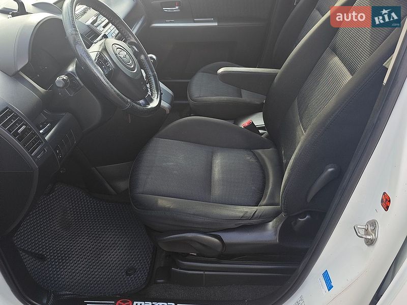 Минивэн Mazda 5 2010 в Прилуках