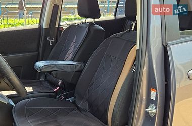 Мінівен Mazda 5 2010 в Києві