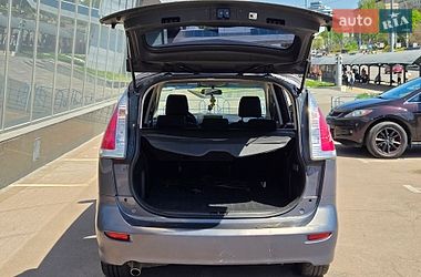 Мінівен Mazda 5 2010 в Києві