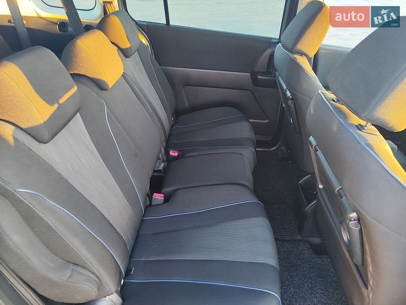 Мінівен Mazda 5 2011 в Староказачьем