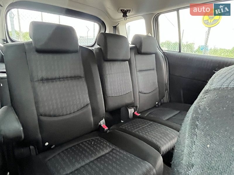 Минивэн Mazda 5 2010 в Стрые