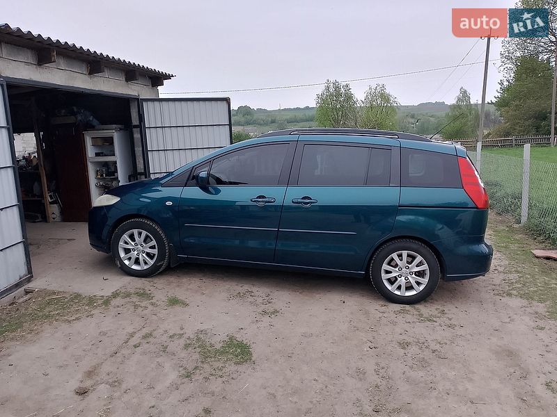 Минивэн Mazda 5 2006 в Остроге