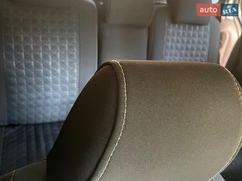 Мінівен Mazda 5 2007 в Бориславі