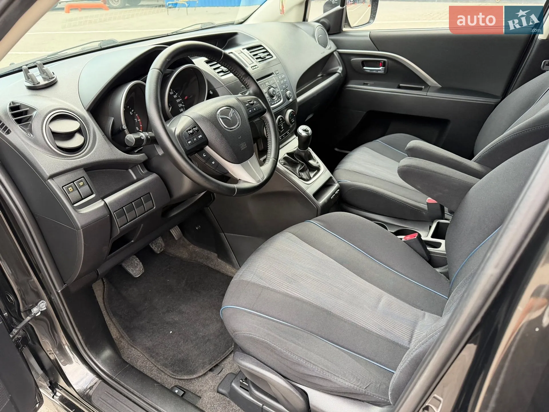 2011 Mazda 5 - мініатюра 24