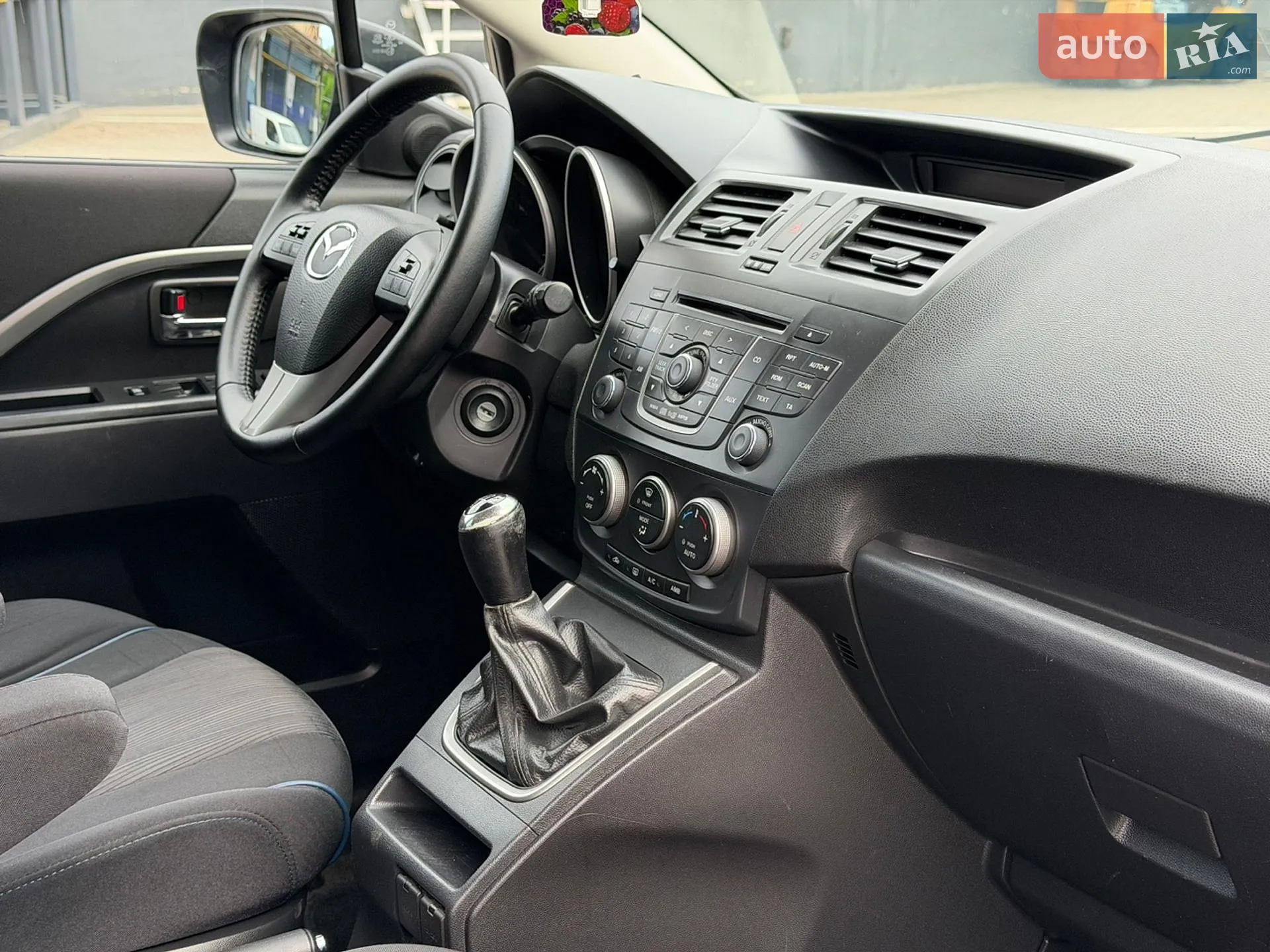 2011 Mazda 5 - мініатюра 39