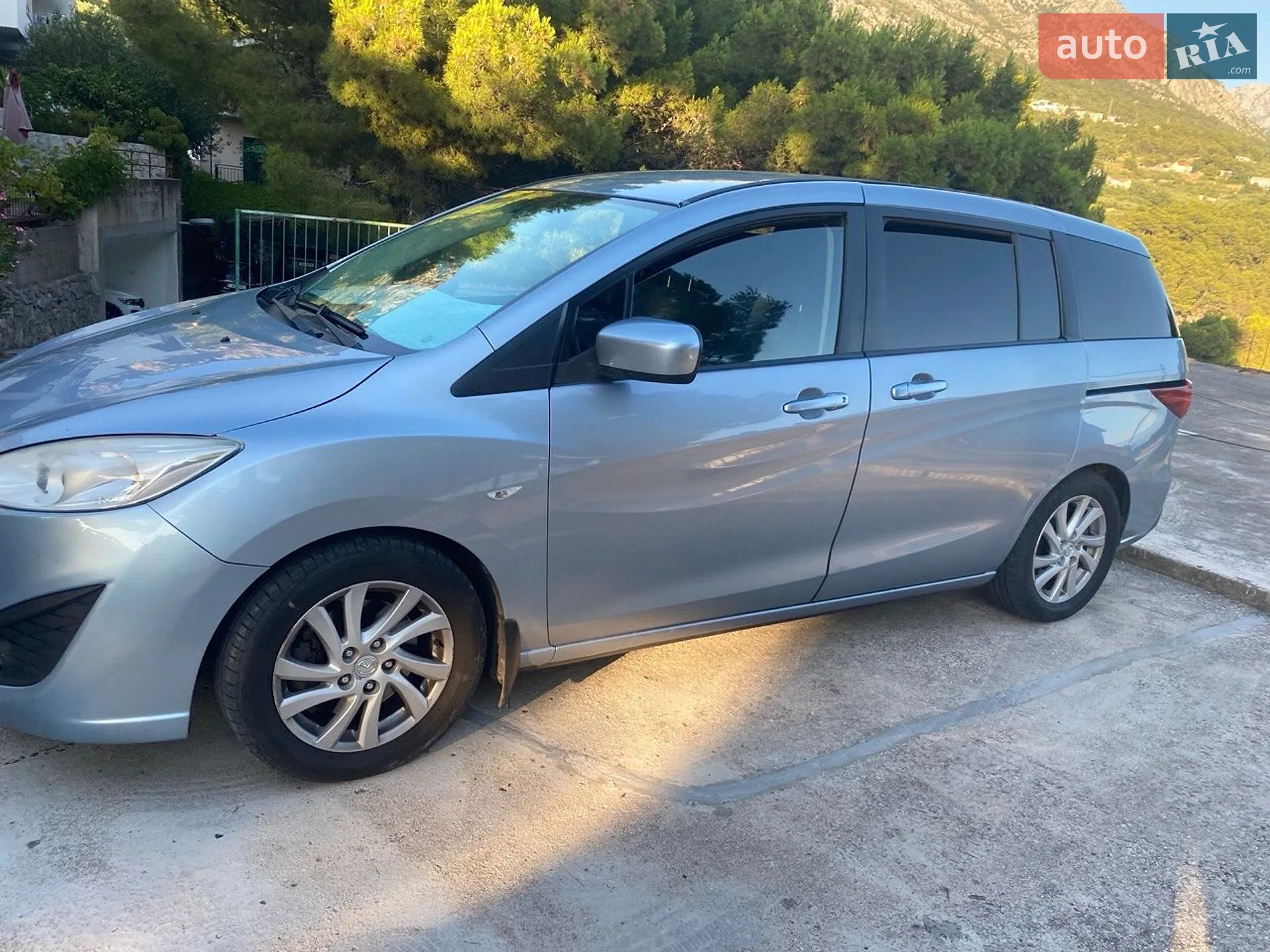 Mazda 5 2011