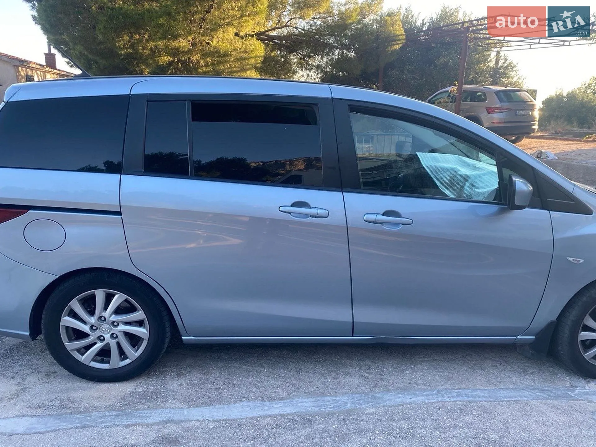 2011 Mazda 5 - мініатюра 9