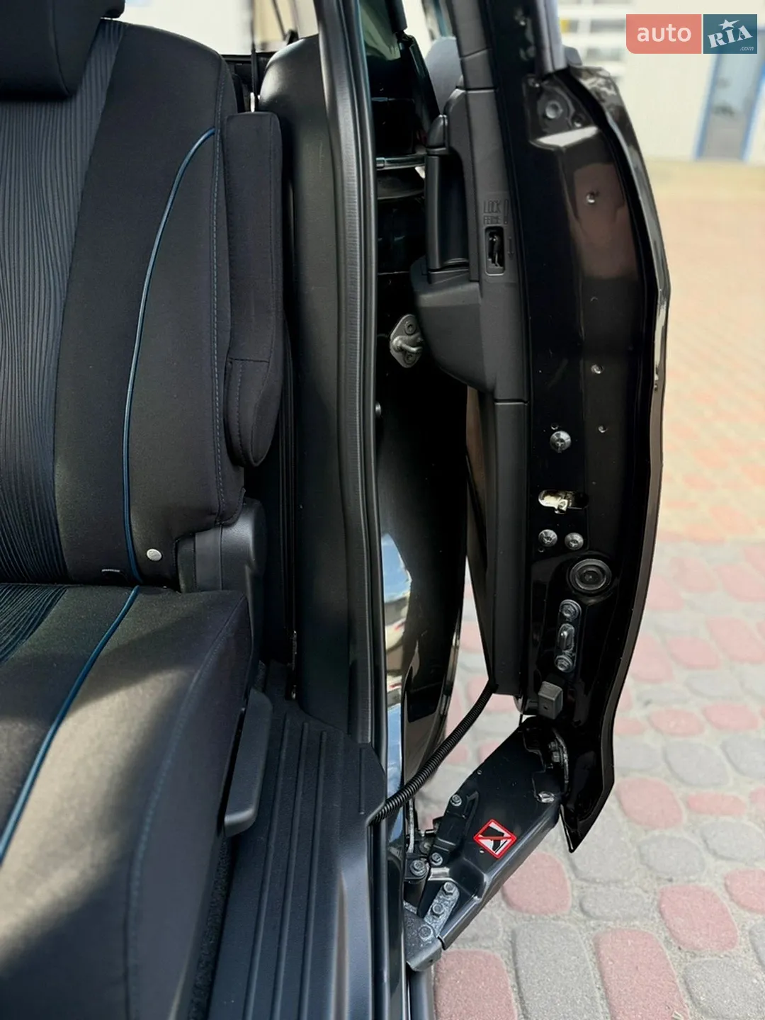 2011 Mazda 5 - мініатюра 14