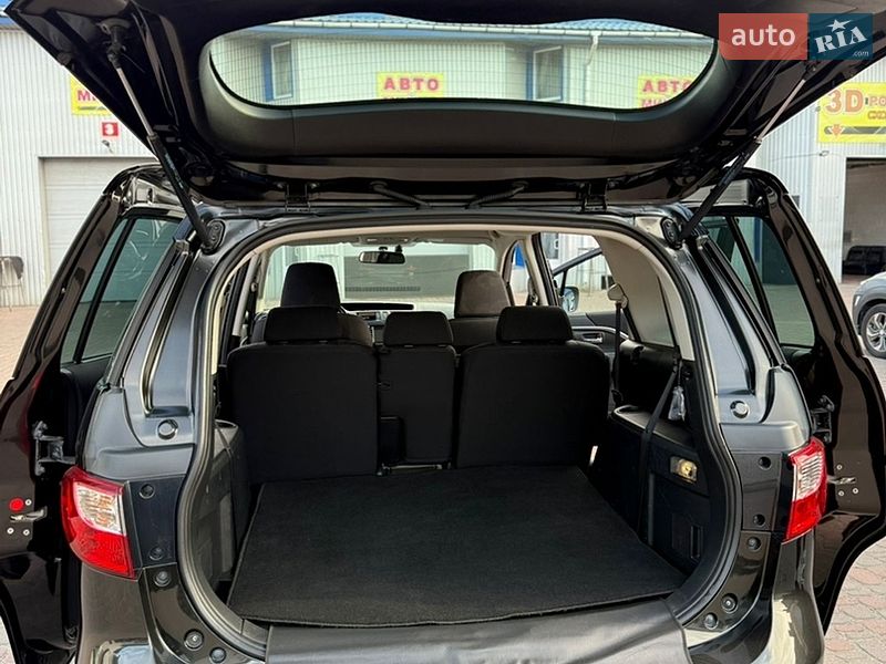 Минивэн Mazda 5 2011 в Ровно