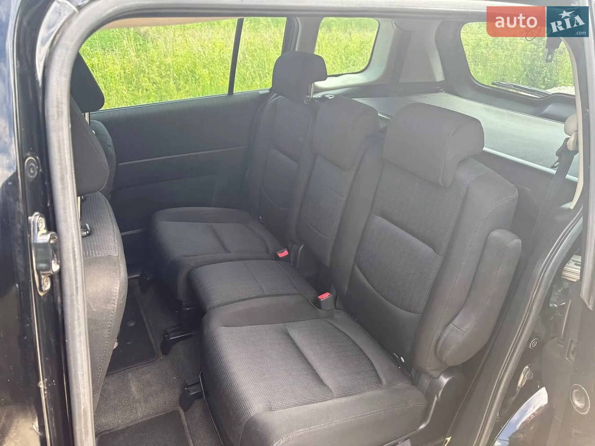 2010 Mazda 5 - мініатюра 13