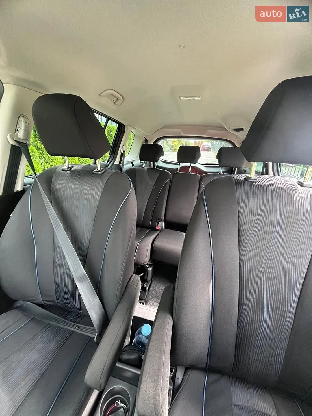 2011 Mazda 5 - мініатюра 9