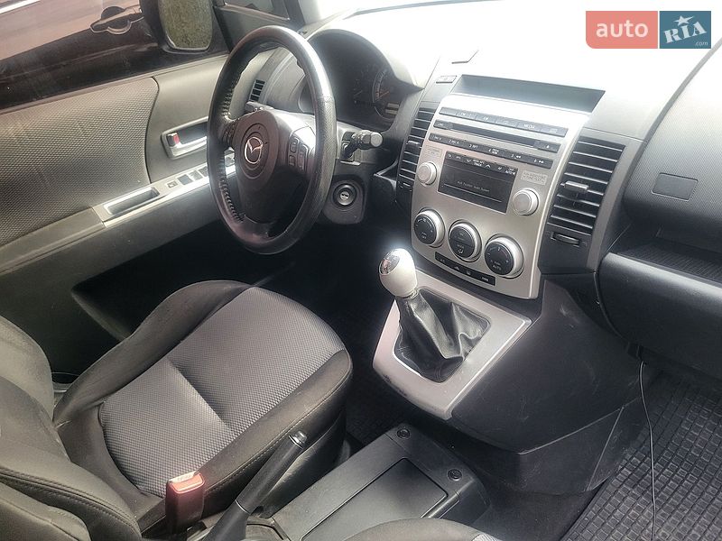 Минивэн Mazda 5 2008 в Ровно