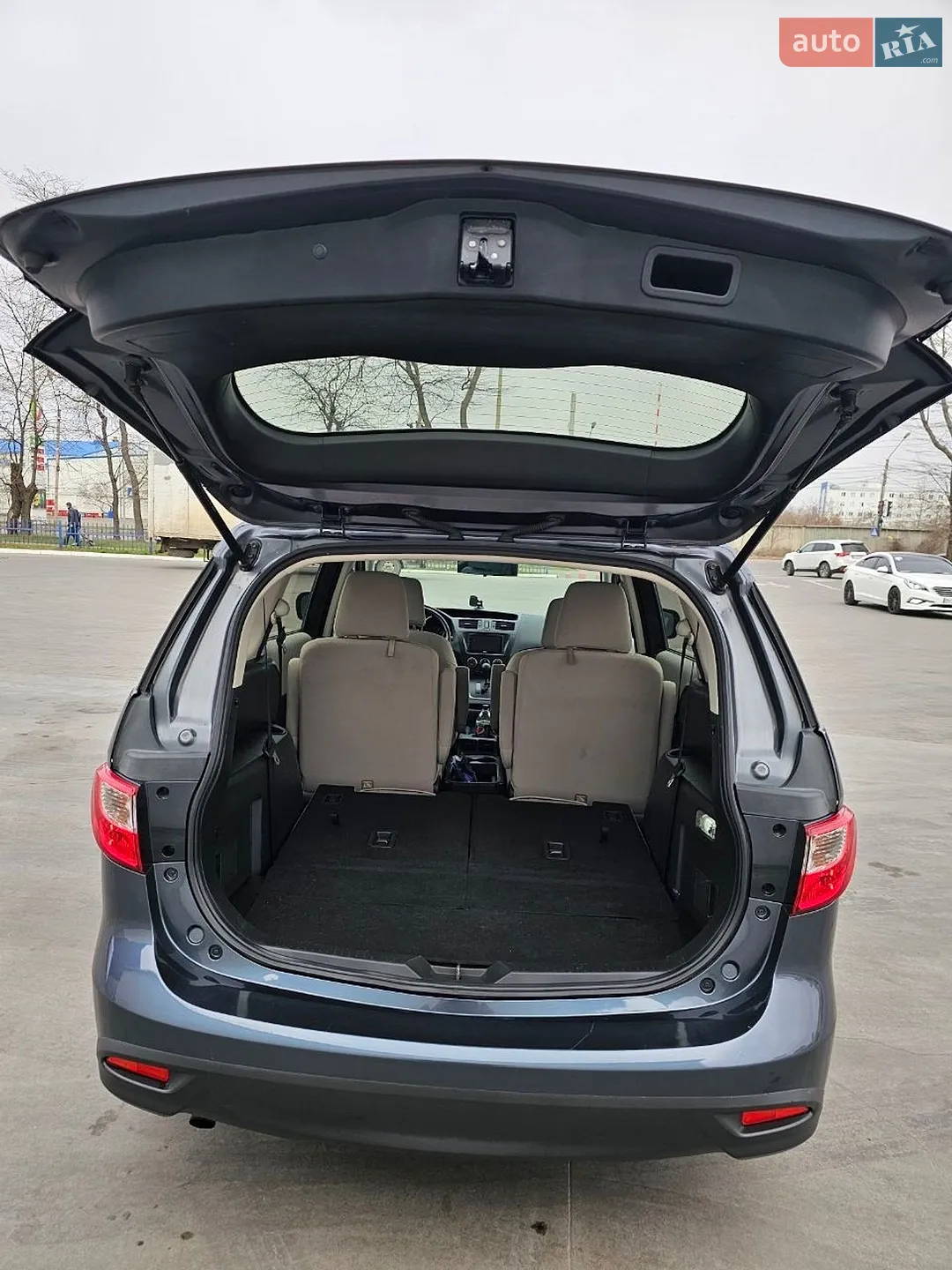 2011 Mazda 5 - мініатюра 9