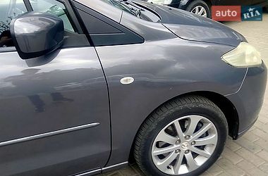 Мінівен Mazda 5 2007 в Луцьку