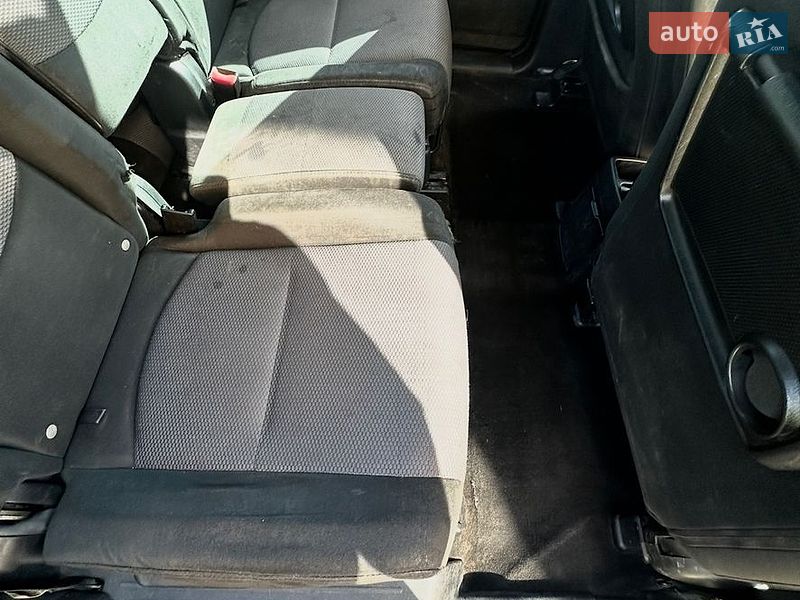 Минивэн Mazda 5 2005 в Александрие