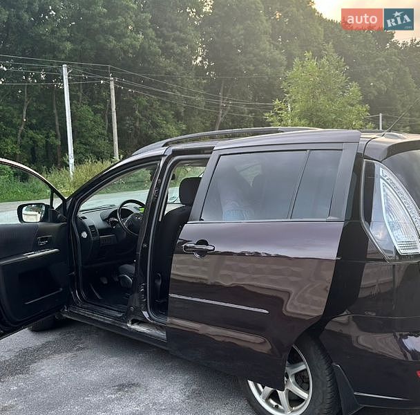 Минивэн Mazda 5 2009 в Звягеле