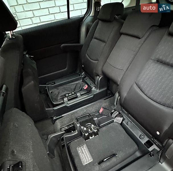 Минивэн Mazda 5 2009 в Звягеле