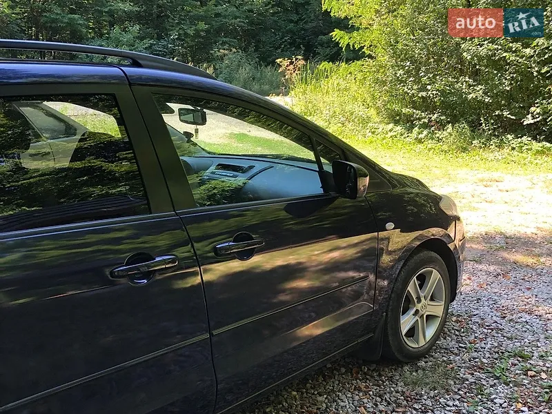 Mazda 5