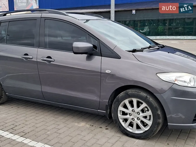 Mazda 5
