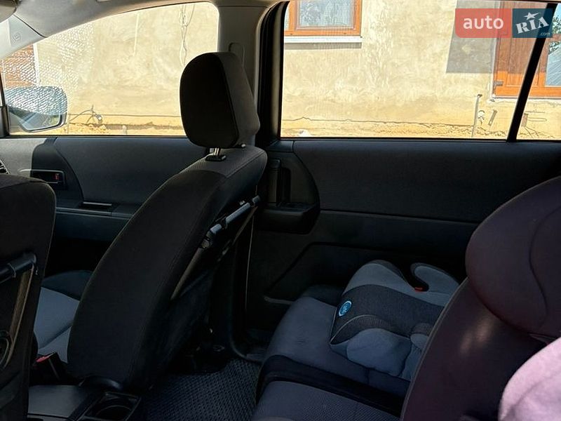 Мінівен Mazda 5 2005 в Калуші