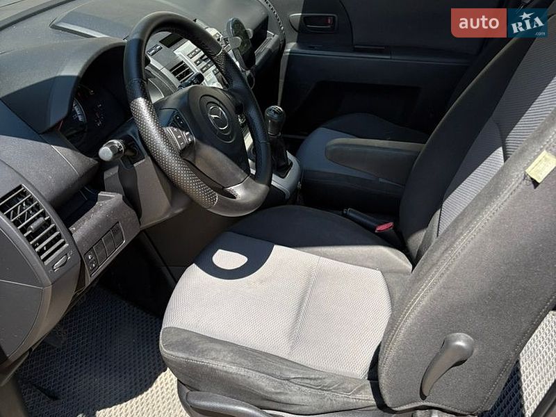 Мінівен Mazda 5 2005 в Калуші