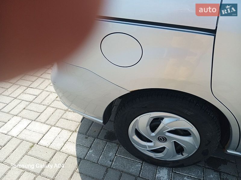 Мінівен Mazda 5 2005 в Сторожинці