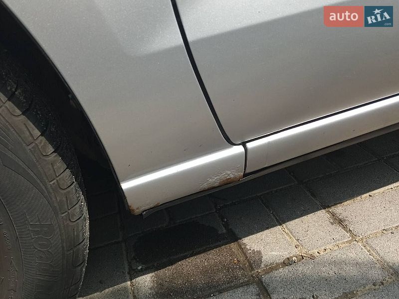 Мінівен Mazda 5 2005 в Сторожинці