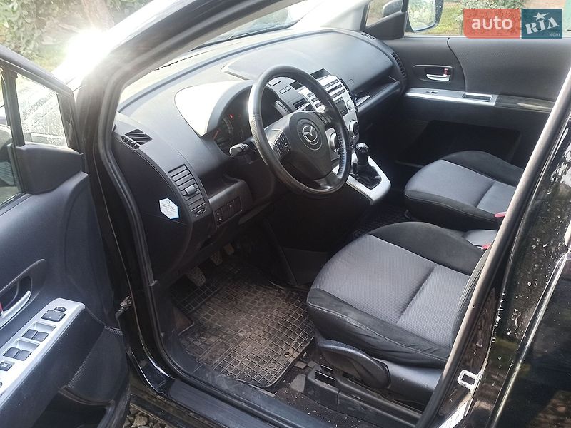 Минивэн Mazda 5 2007 в Нововолынске