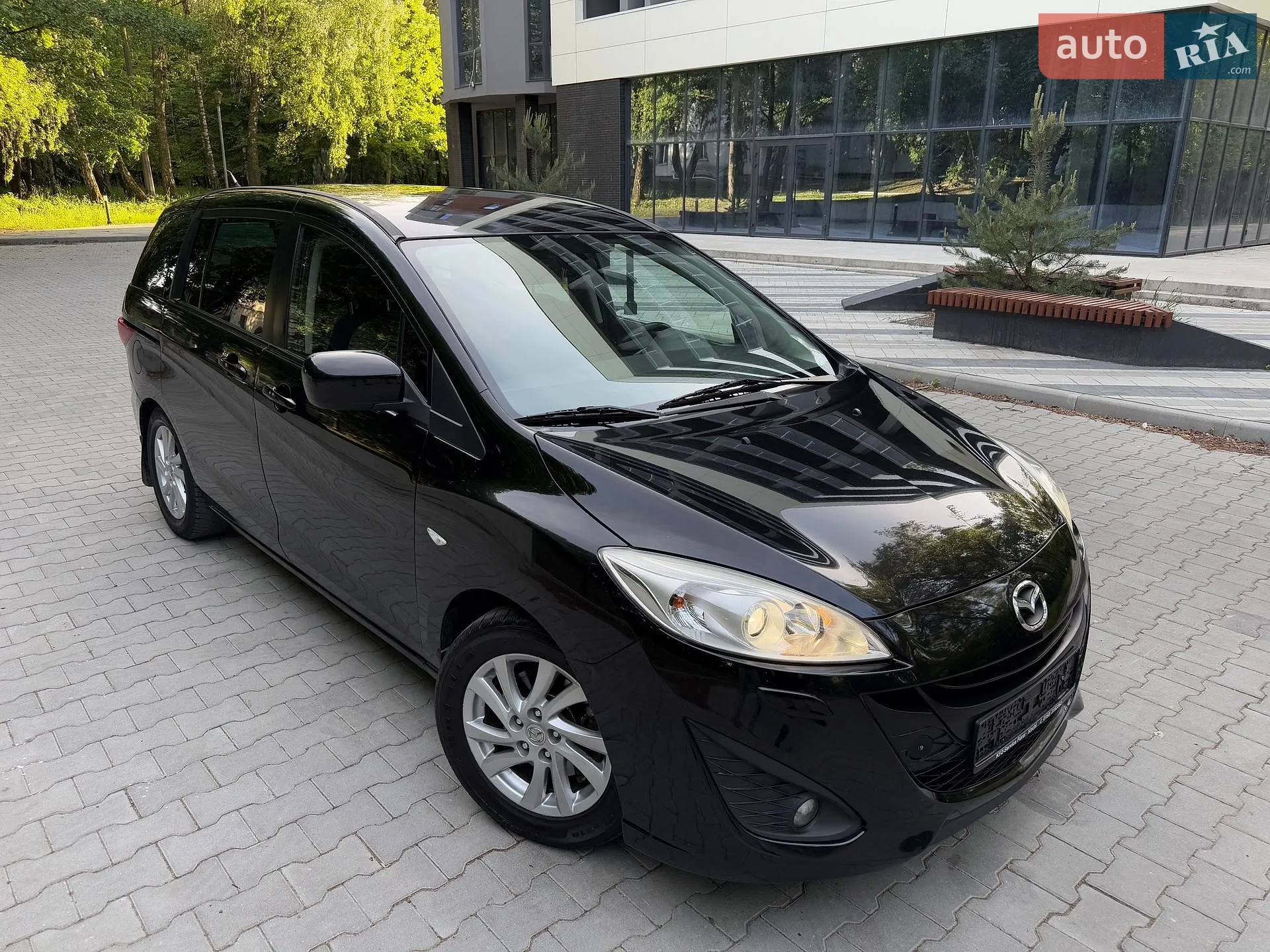 2011 Mazda 5 - мініатюра 13