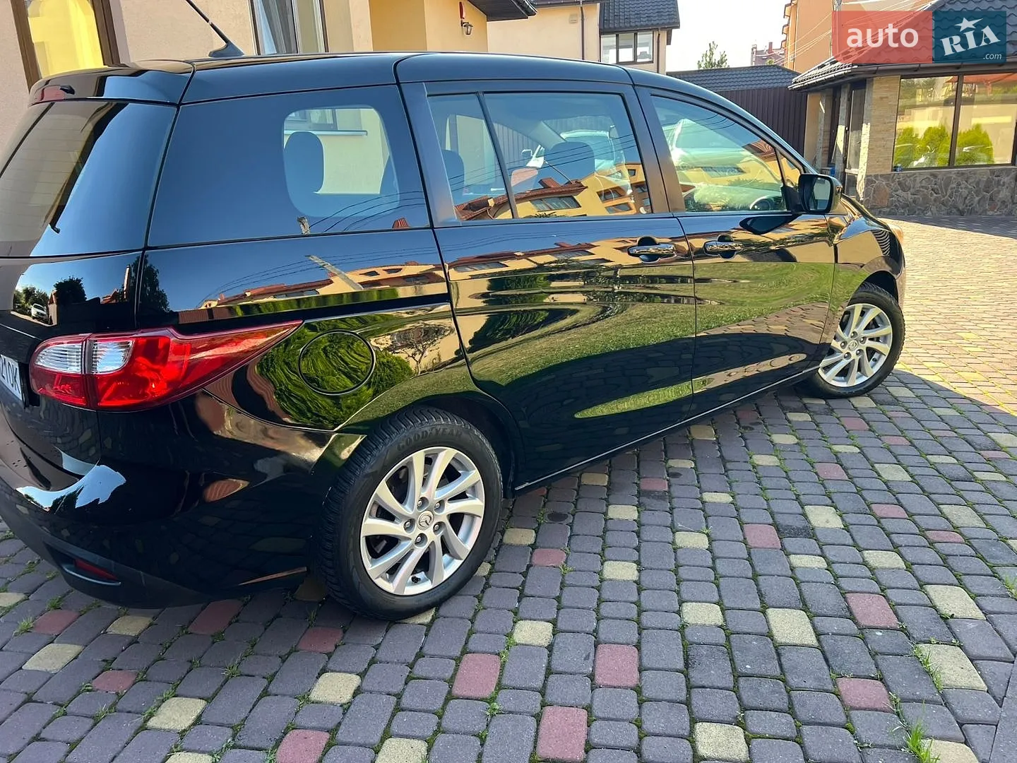 2011 Mazda 5 - мініатюра 13