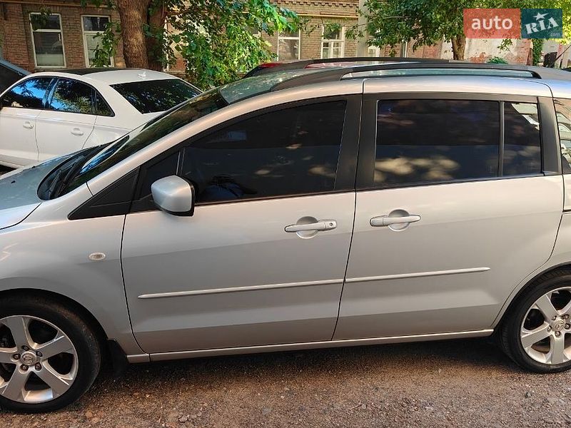 Минивэн Mazda 5 2006 в Харькове