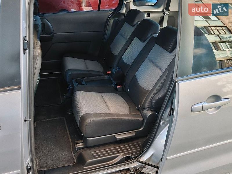 Минивэн Mazda 5 2006 в Харькове