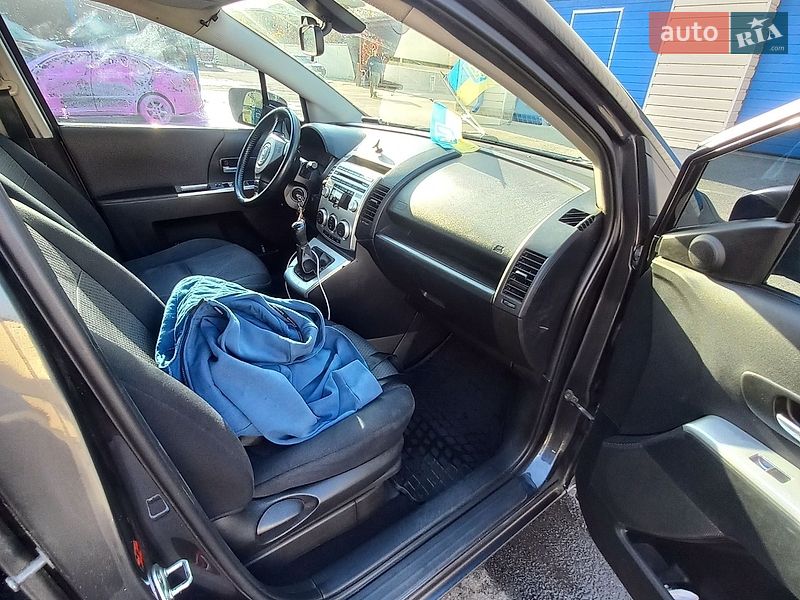 Минивэн Mazda 5 2006 в Харькове