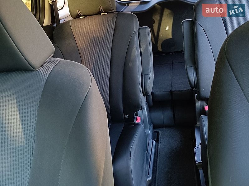 Мінівен Mazda 5 2015 в Івано-Франківську фото 29 Мінівен Mazda 5 2015 в Івано-Франківську