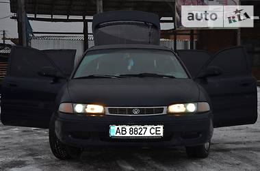 Седан Mazda 626 1995 в Виннице