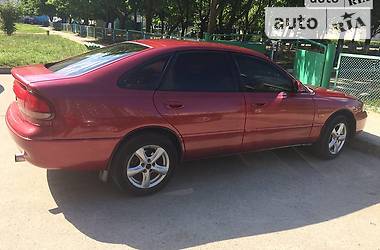 Лифтбек Mazda 626 1994 в Вараше