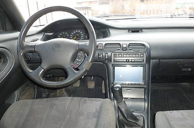 Седан Mazda 626 1996 в Курахово
