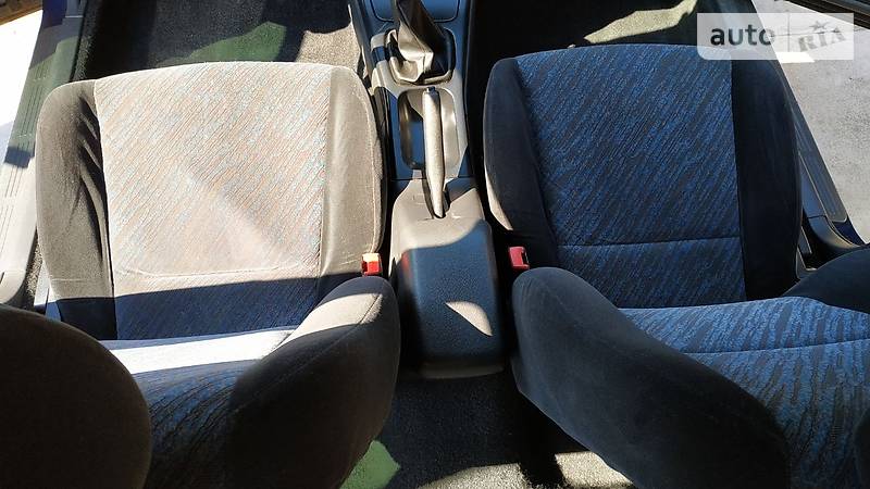 Седан Mazda 626 1996 в Кропивницькому